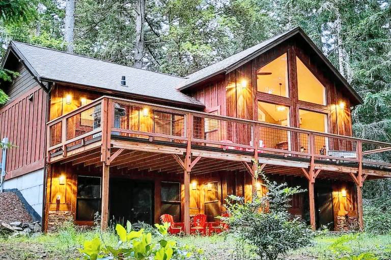House  Anderson Island