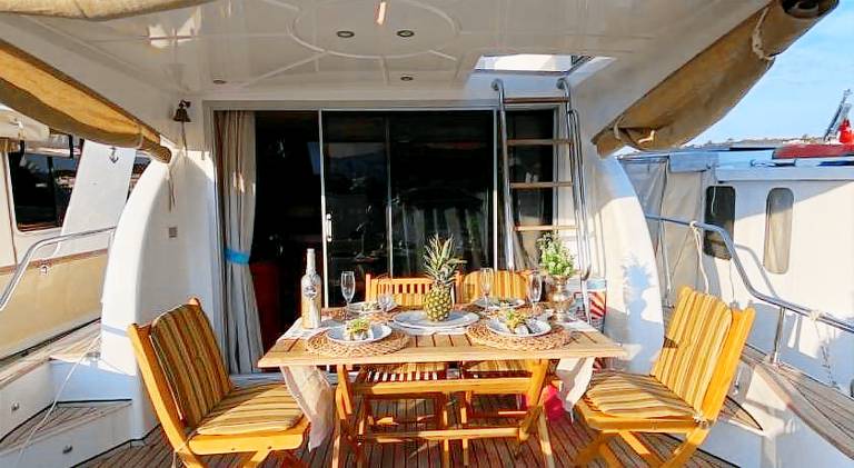 Boat with 1 room for 6 persons — photo 4