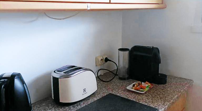 Apartment with 2 rooms for 5 persons — photo 4