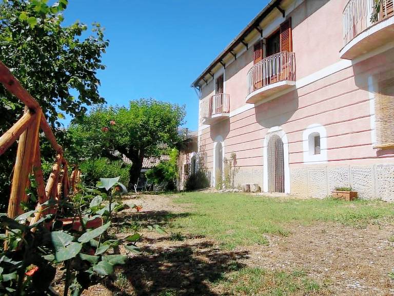 Camera privata Polizzi generosa