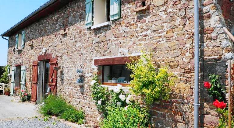 House with 2 rooms for 8 persons in Coutances