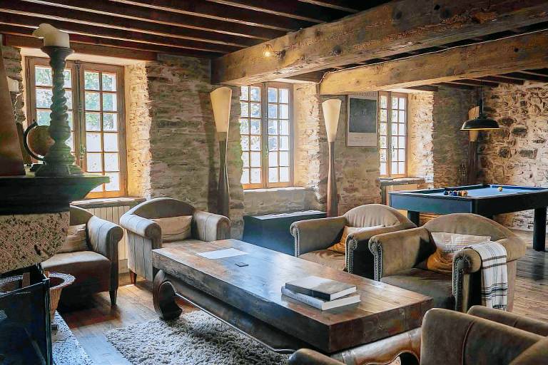 Gite with patio, BBQ & private pool — photo 3