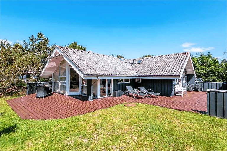 Ferienhaus mit Hund in Rindby Strand für max. 6 Personen