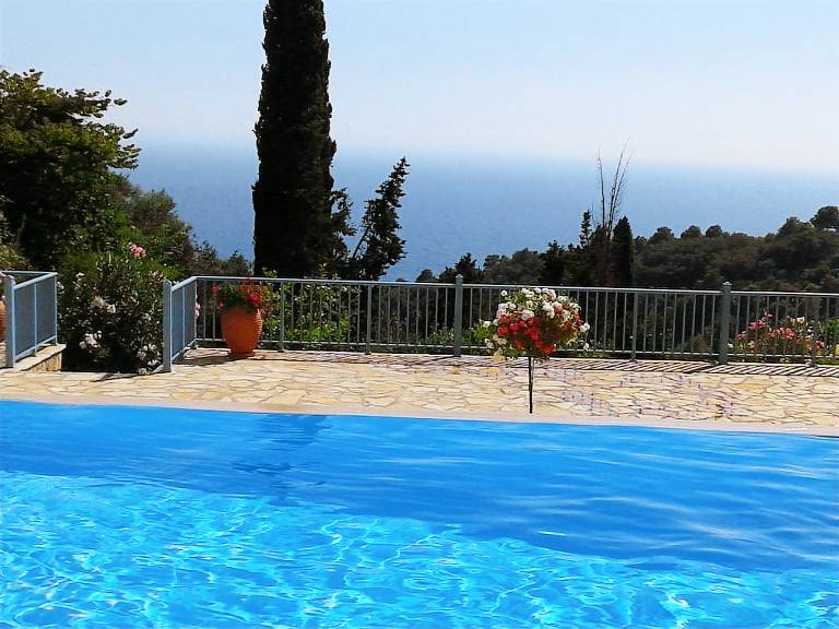 Βίλα  Παραλία Γλυφάδας