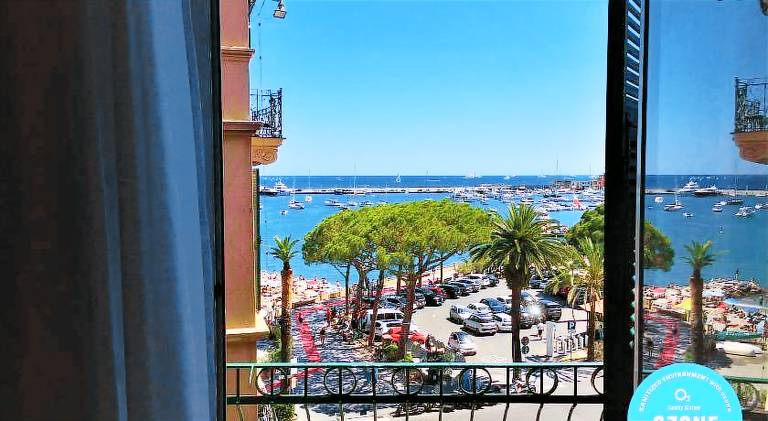 Apartment with patio | Beach nearby | Dogs allowed in Santa Margherita Ligure