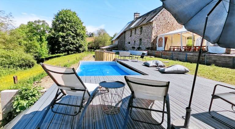 House with pool & jacuzzi — photo 5