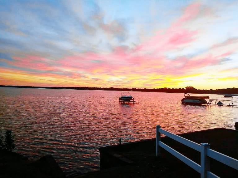 Cottage Lake City
