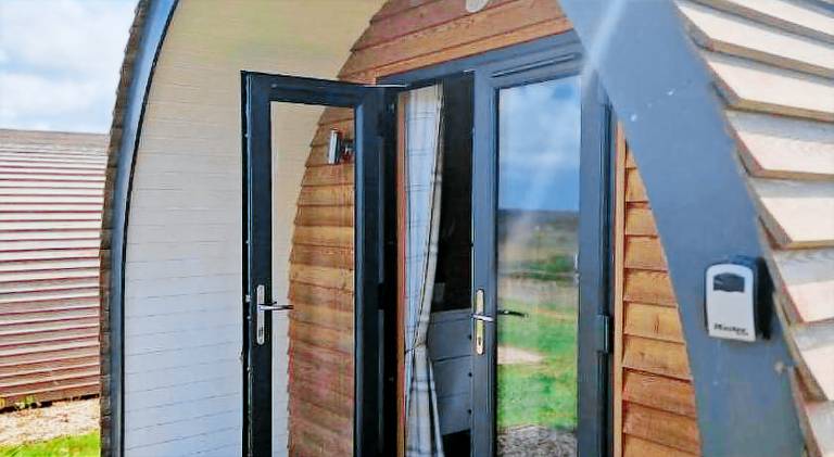 Travellers Rest Glamping Pods & Shepherds Hut in Newquay