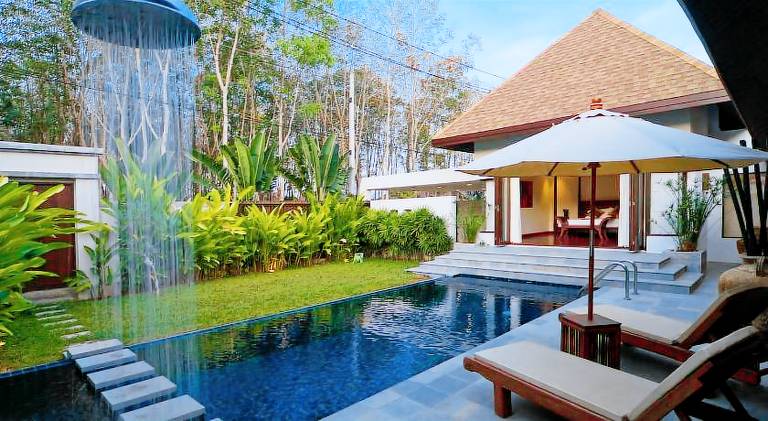 Villa with pool in Rawai