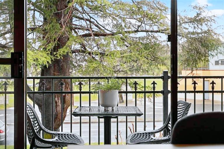Oxley Court Serviced Apartments