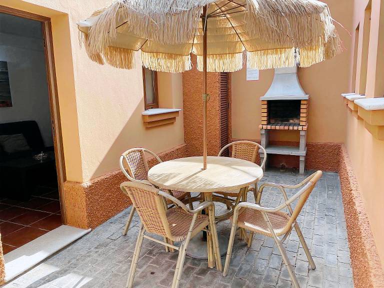 Beautiful apartment with grill & pool | Beach view | Next to the beach | Dogs allowed — photo 5