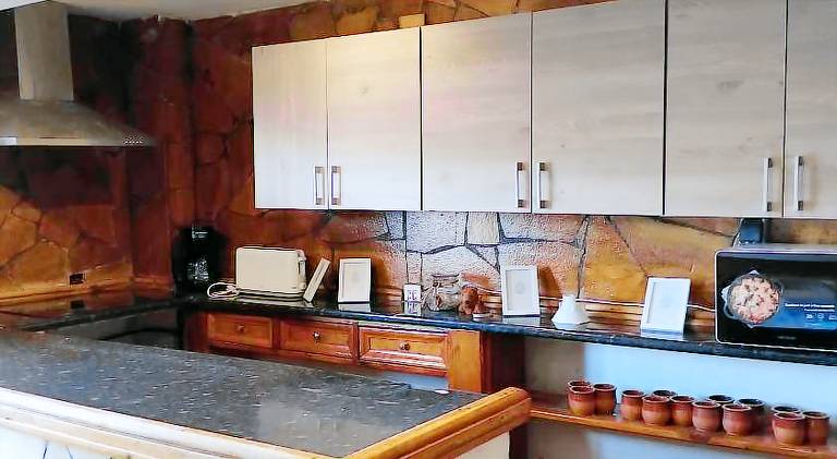 Holiday apartment with terrace — photo 4