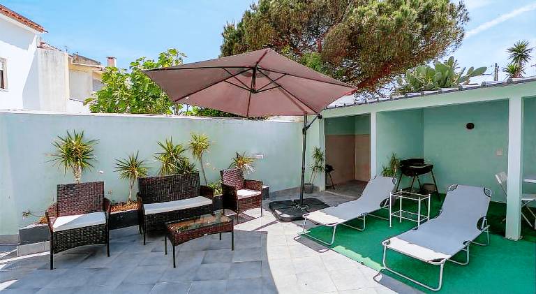 Villa with hot tub | Pet-friendly — photo 5