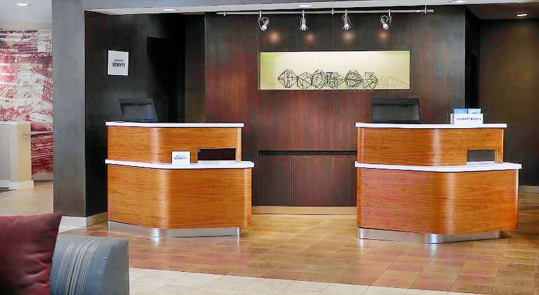 Courtyard by Marriott Charlotte Arrowood — photo 4