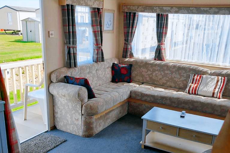 3Bed-Sleeps6-Pet Friendly-FamilyFriendly — photo 2