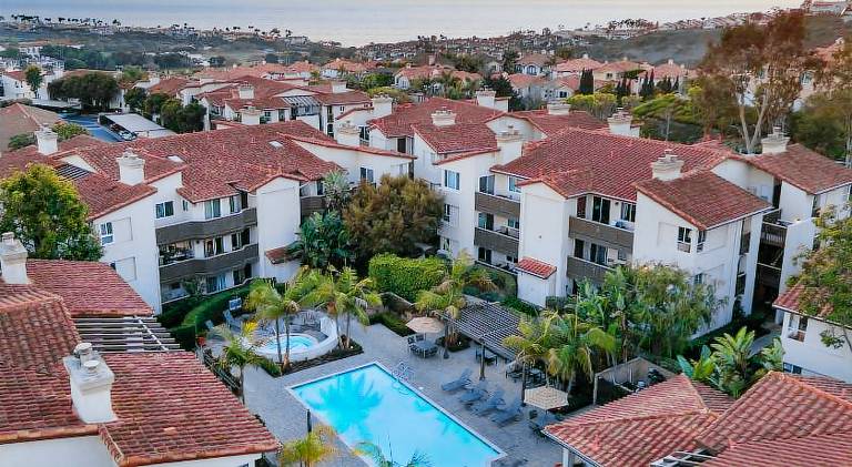 Vacation home with jacuzzi & pool | Pet-friendly in Dana Point, CA