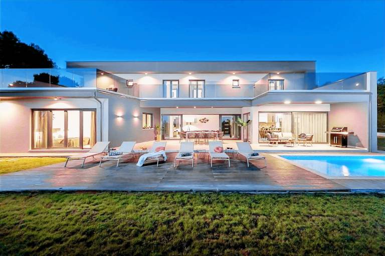 Villa  Trget
