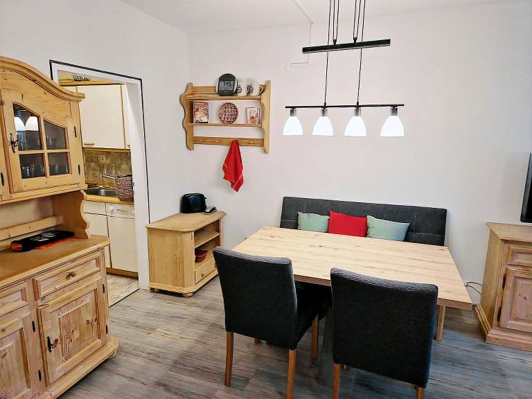 Apartment with garden & pool | Pet-friendly — photo 5