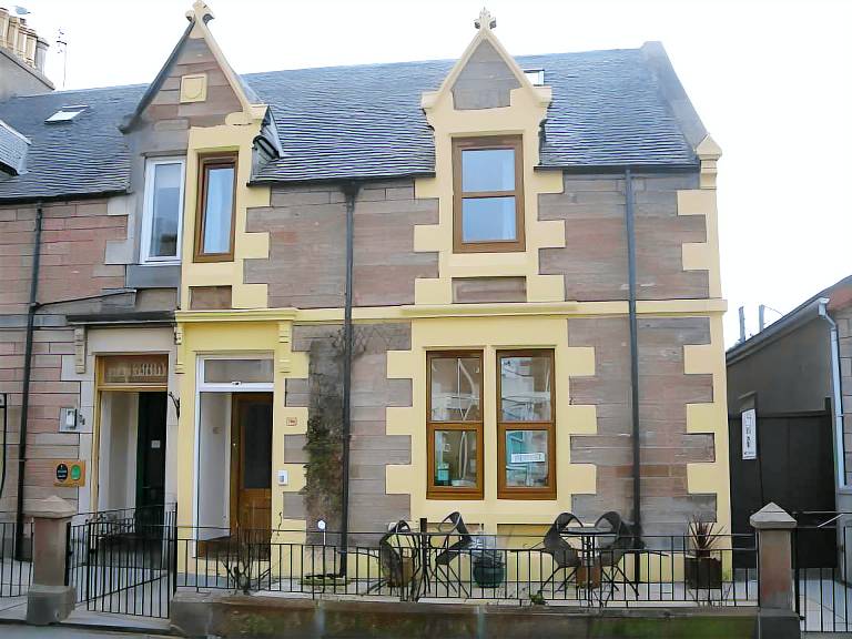 Bed and breakfast  Inverness