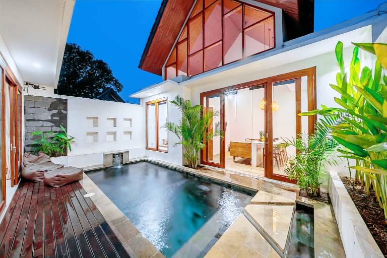 Spacious villa with garden, pool & grill | Good for workation | Pet-friendly — photo 3