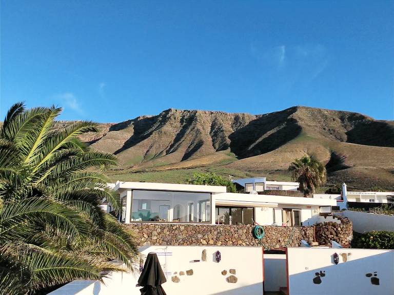 Casa Caleta de Famara