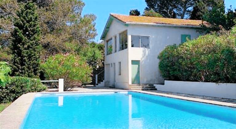 Big villa with pool | Pet-friendly in Sète