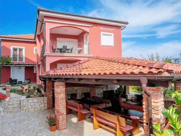 Apartmani Mistral A — photo 2