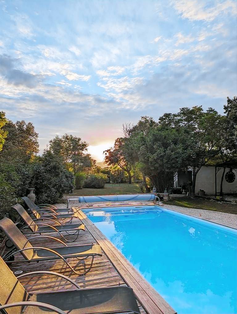 Villa Vic-le-Fesq