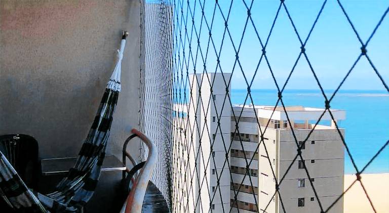 Rental apartment with patio & pool — photo 4