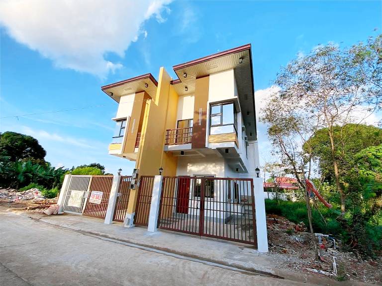 Hus Puerto Princesa City