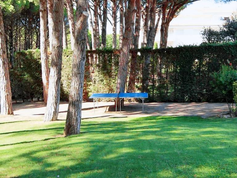 Moderne Ferienwohnung mit Pool und Garten — photo 4