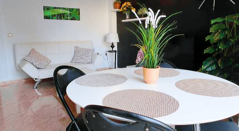 Apartment | Beach nearby | Dogs allowed — photo 3