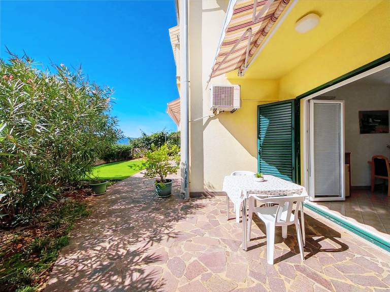 Appartamento vacanza Pinezići