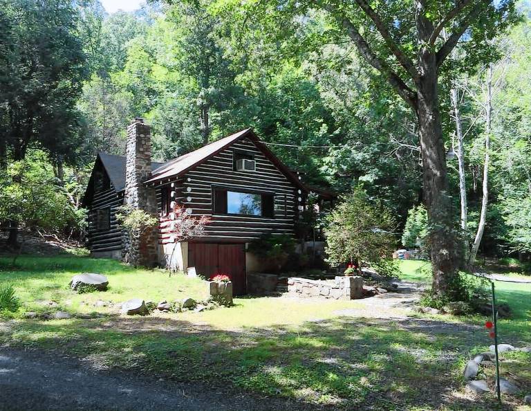 Cabin East Stroudsburg