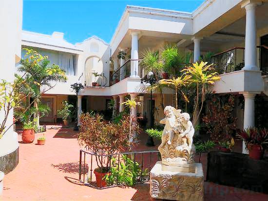 Suites Costa Blanca in Cancún