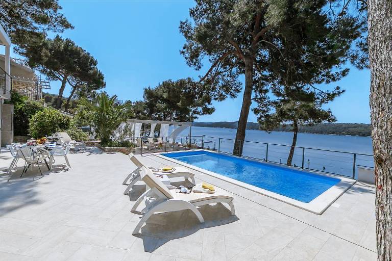 Vila  Beach Artatore