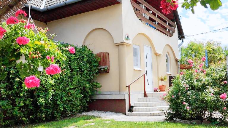 ház  Balatonkeresztúr
