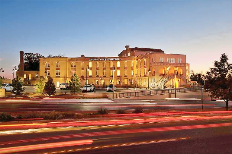 Hotel Parq Central