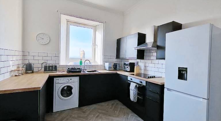 Rental apartment with 2 rooms for 5 persons — photo 3
