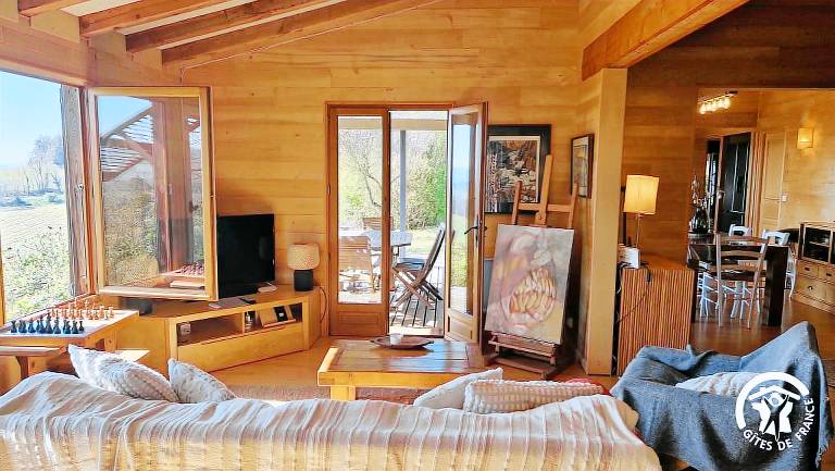 Fully equipped ample gite with patio, yard & grill | Pets are welcome — photo 4