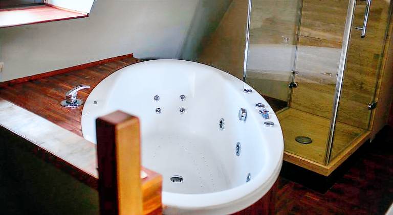 Serviced apartment with jacuzzi & sauna — photo 2