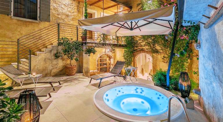 Corte Alma Spa and Luxury Home in Gargnano