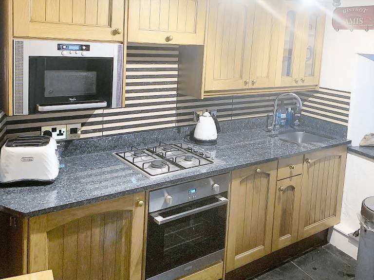 Cottage with garden | River view — photo 4