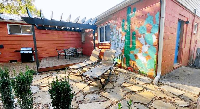 Ample house | Suitable for remote work | Pet-friendly — photo 4