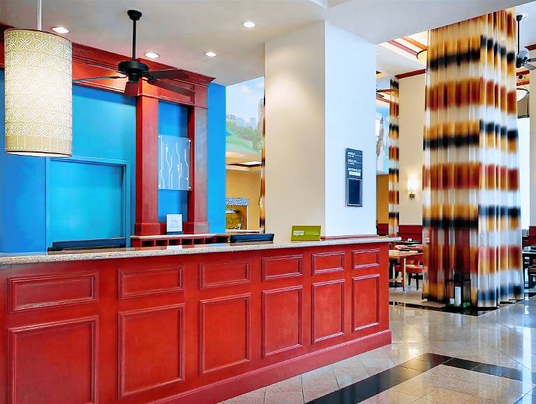 Hilton Garden Inn Charlotte-Uptown — photo 3