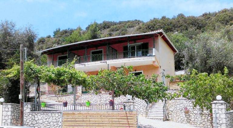 Διαμέρισμα Παραλία Κάθισμα