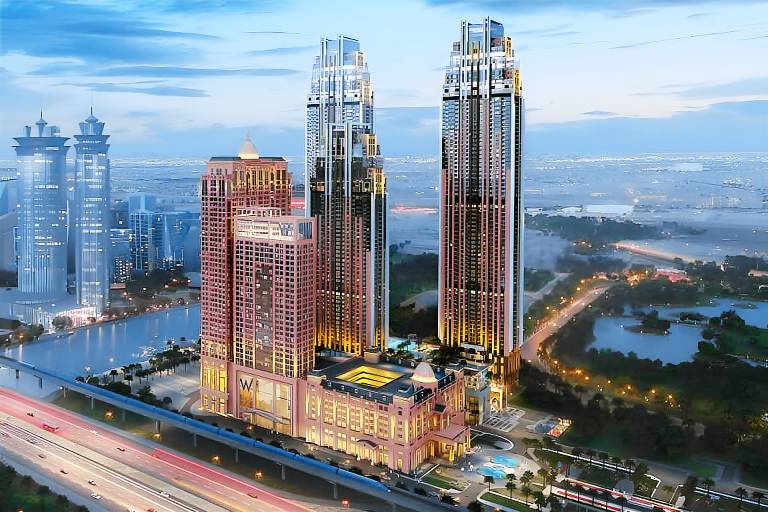 Holiday apartment with hot tub & pool | Water view | Perfect for remote work in Dubai