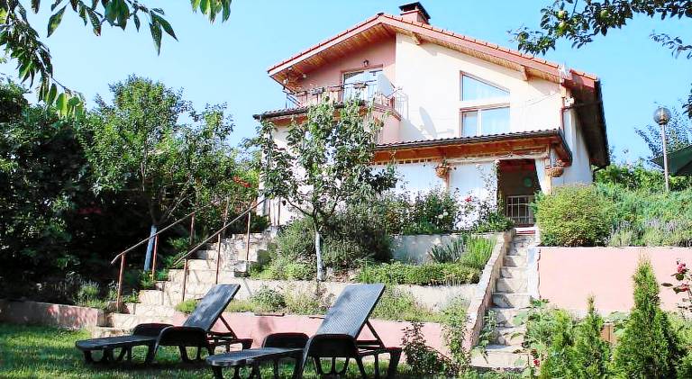 House with hot tub & pool in Talloires-Montmin