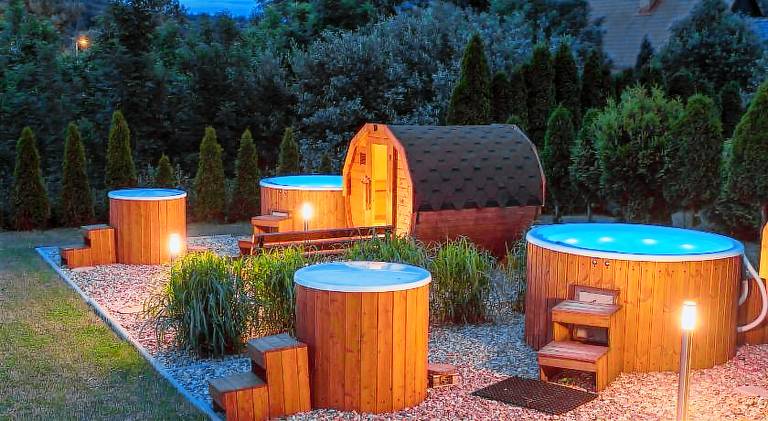 House with terrace, jacuzzi & sauna in Jelenia Gora