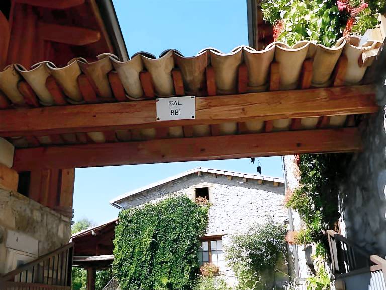 House with yard & patio in Lleida